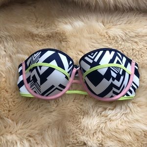 NWOT Victory secret bikini top 34C